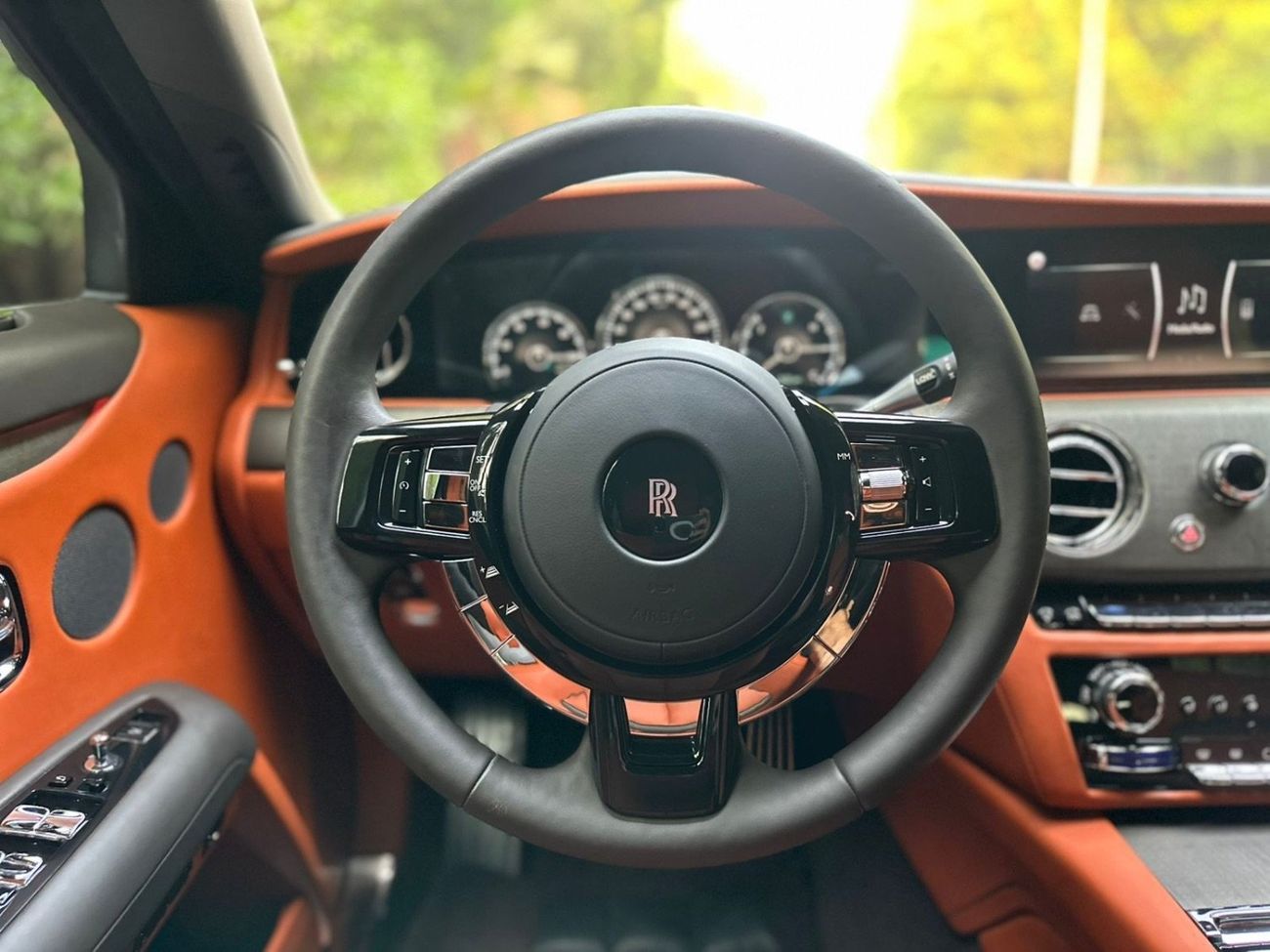 Rolls-Royce Ghost 6.75T Extended Wheelbase | V12 571 HP | GCC Specs | Like New | 4,000 KM