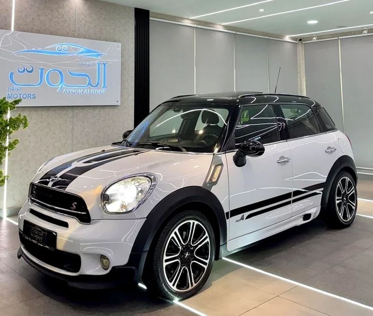 Mini Countryman UNIQUE JOINS COOPER WORKS || ACCIDENT FREE || GCC || PANORAMIC ROOF
