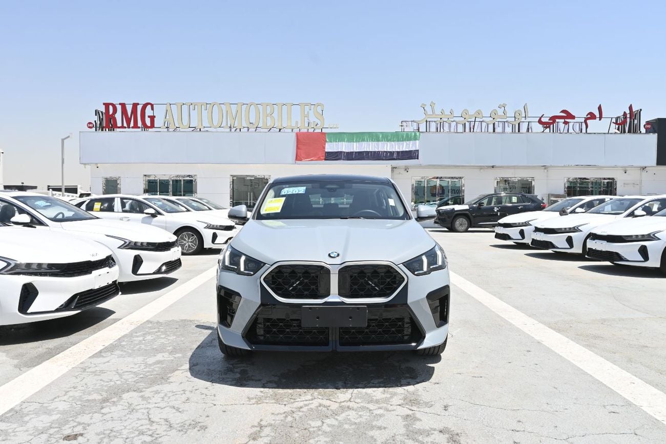 بي أم دبليو X2 BMW X2 sDrive 25i 2.0L Turbo, M Sport ENGINE: 2.0L CYLINDER: 4 Cylinder  POWERTRAIN: Turbo DRIVE: FW