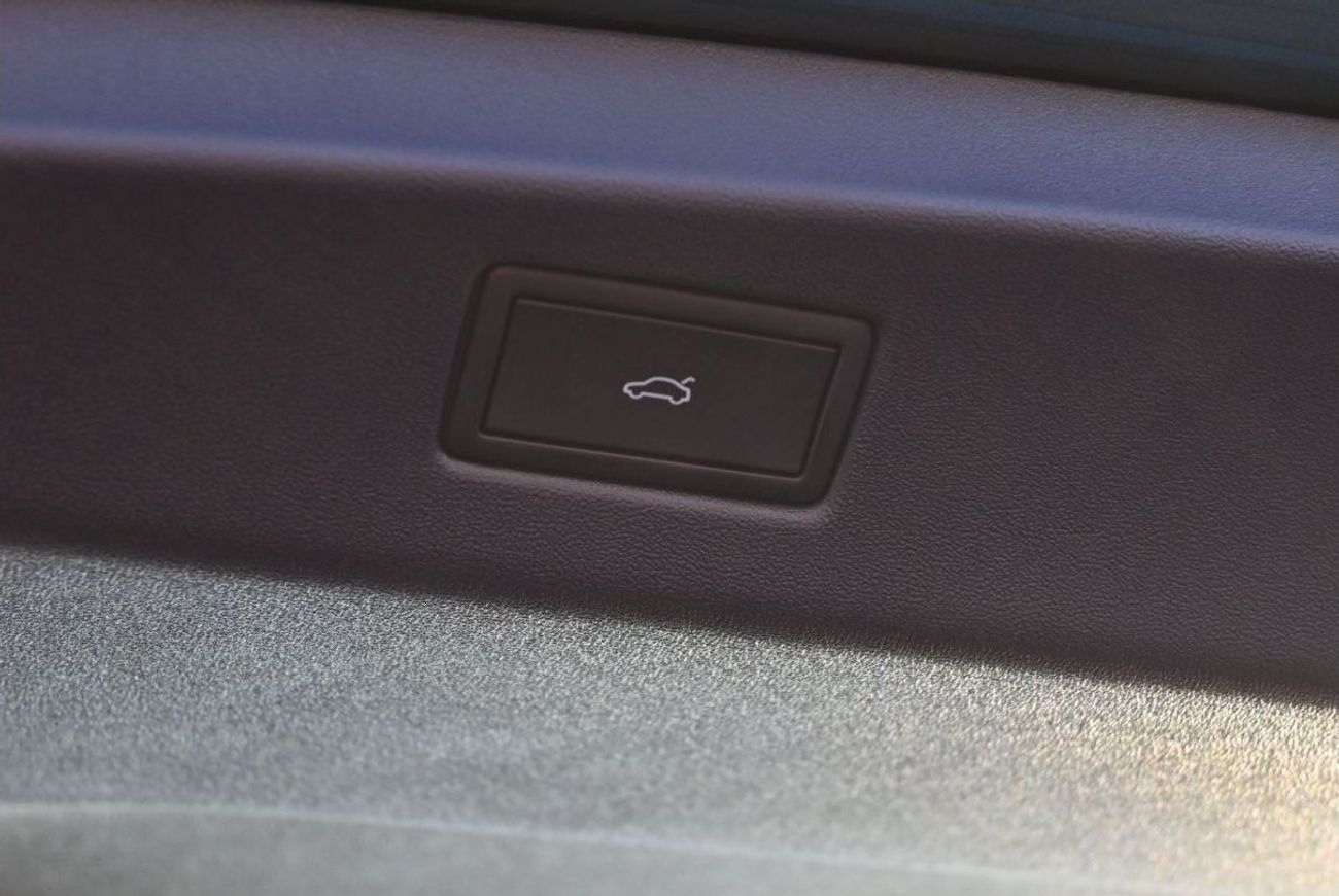 فولكس واجن ID.7 Volkswagen ID 7 Pro Vizzion Radar, 360 Camera, AR Heads-Up Display, Adaptive Cruise Control, Lane As