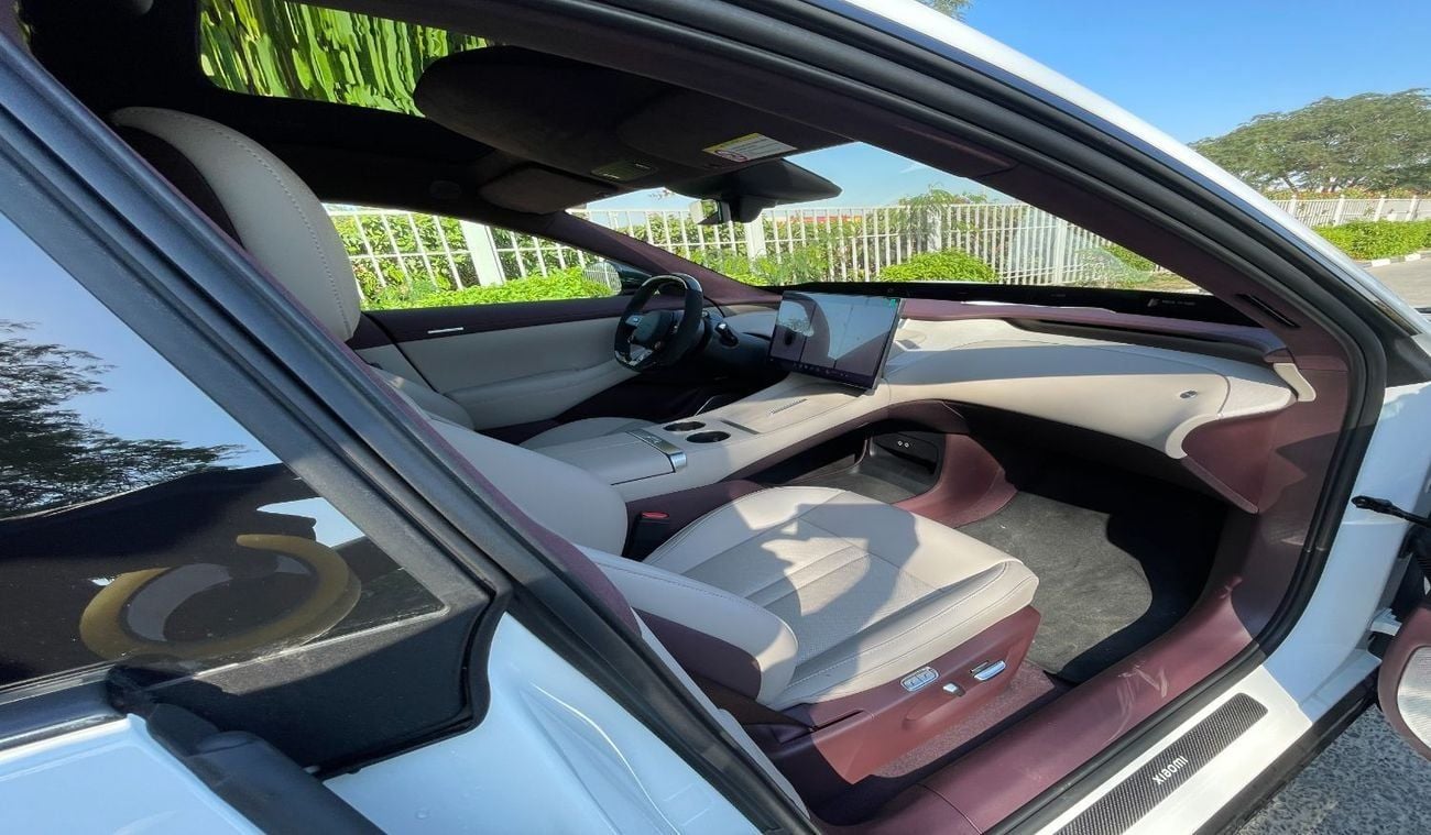 شاومى YU7 Max- 690 HP (681 bhp or 508 kW). range of up to 760 km