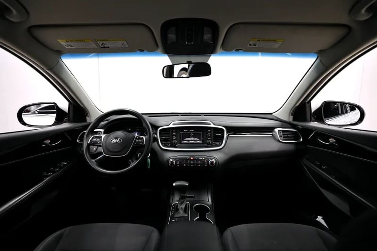 كيا سورينتو | 7 Seater | 675 Montly | Free Insurance + Registration Ref#G622637