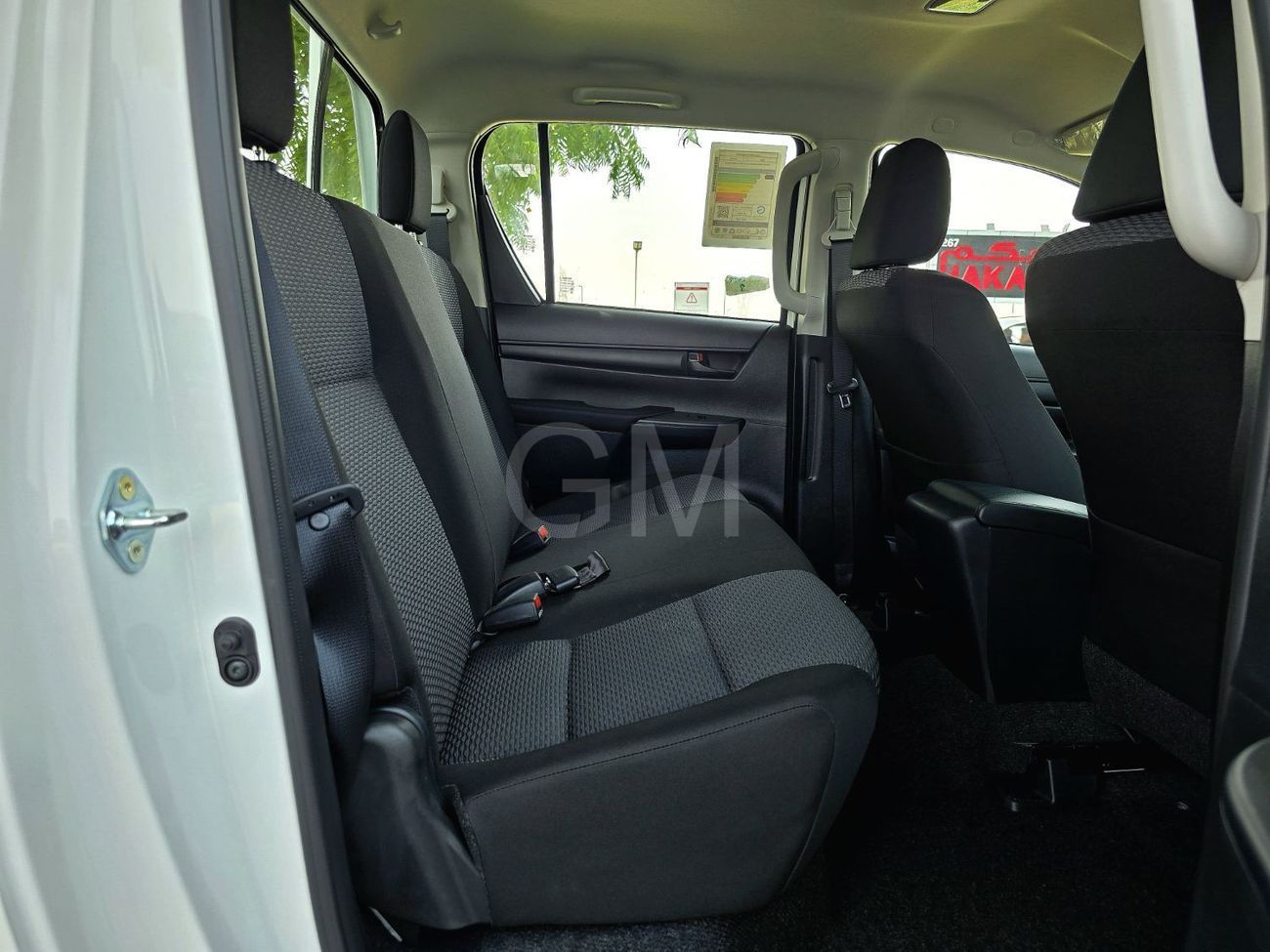 تويوتا هيلوكس TOYOTA HILUX DIESEL 2.4 NARROW - A/T - BASIC - POWER WINDOWS - 2024 MODEL - WHITE INSIDE BLACK - OMA