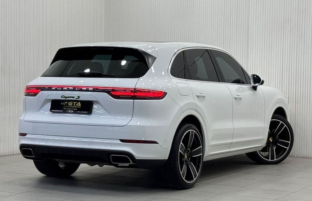 Porsche Cayenne Std 3.0L (335 HP) 2018 Porsche Cayenne, Warranty, Full Service History, Excellent Condition, GCC
