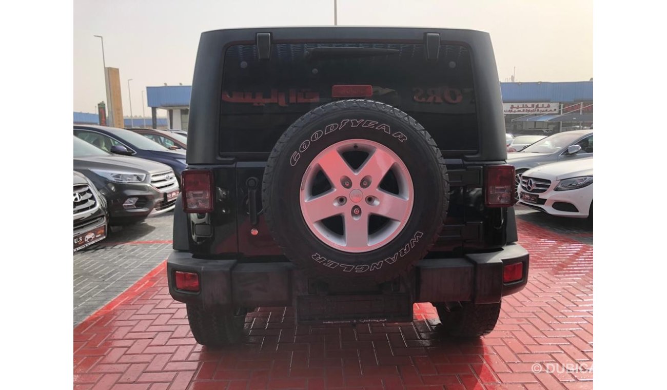 Jeep Wrangler UNLIMITED SPORT 2017 GCC LOW MILEAGE IN MINT CONDITION