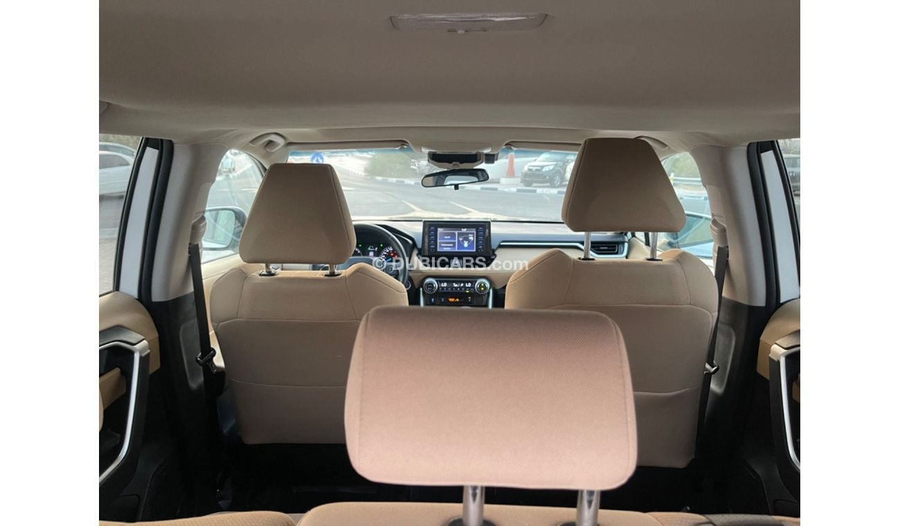 Toyota RAV4 XLE Hybrid AWD