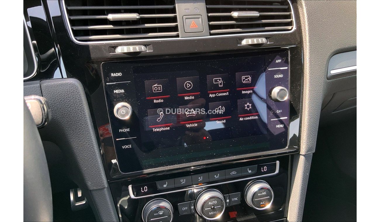 Volkswagen Golf GTI P1 (Leather Seats)