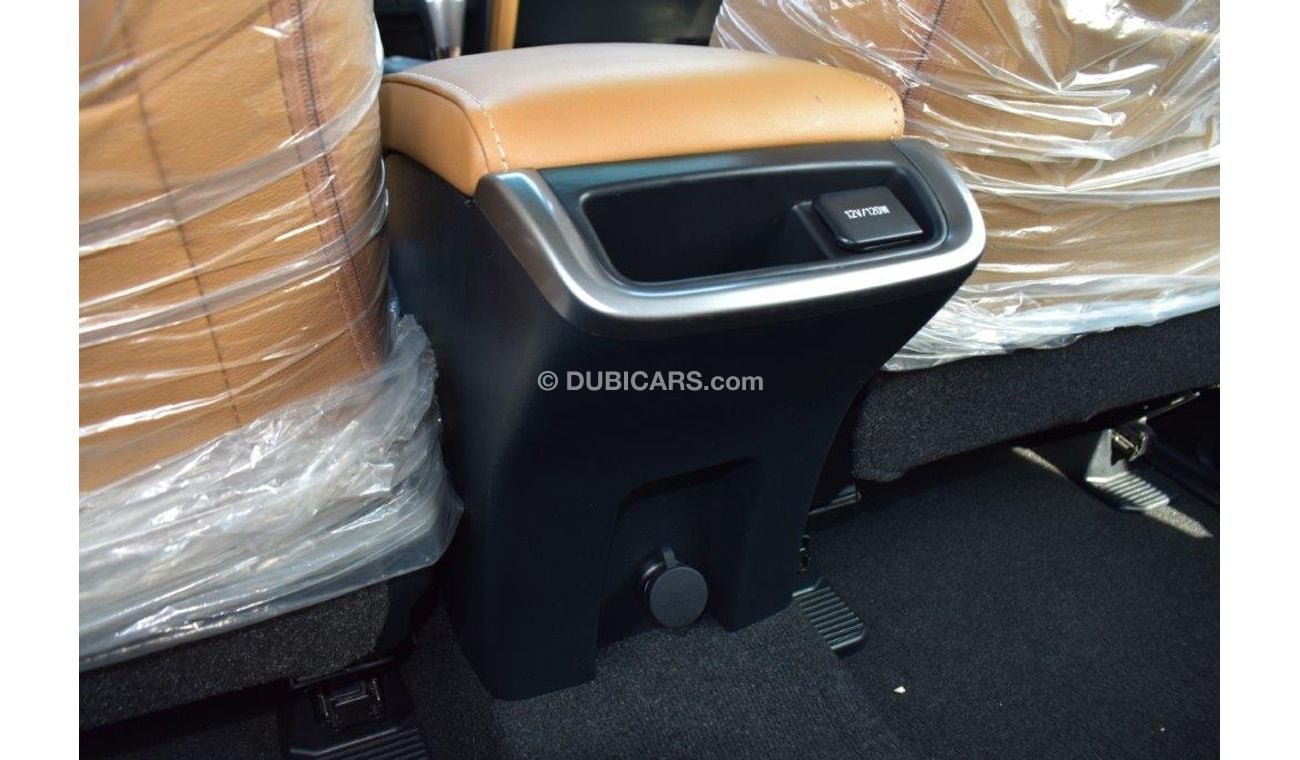 تويوتا فورتونر VXR Limited V6 4.0L Petrol Automatic