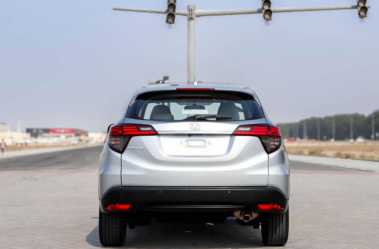 Honda HRV LX 1.5L Honda HRV 1.8L 2021 GCC accident free in excellent condition 1175 P.M