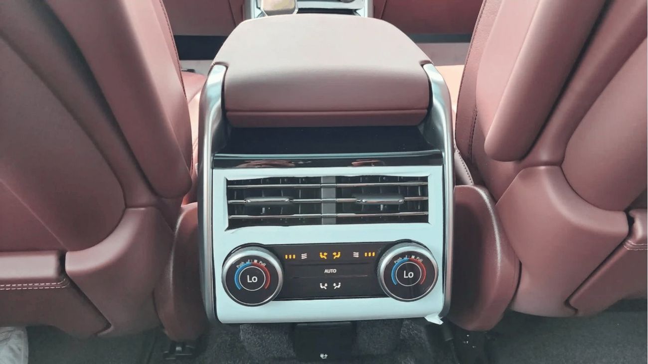 Land Rover Range Rover AWD V6 3.0 L Petrol Full Option 2023YM