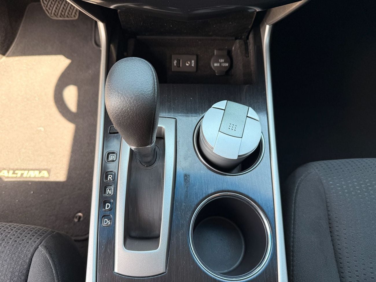 Nissan Altima SV 2.5L