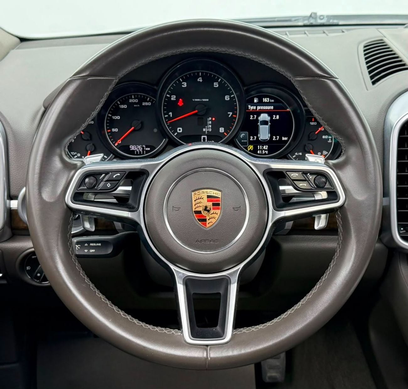 Porsche Cayenne PLATINUM EDITION 2018 Porsche Cayenne Platinum, Service History, Fully, Loaded, Excellent Condition, GCC