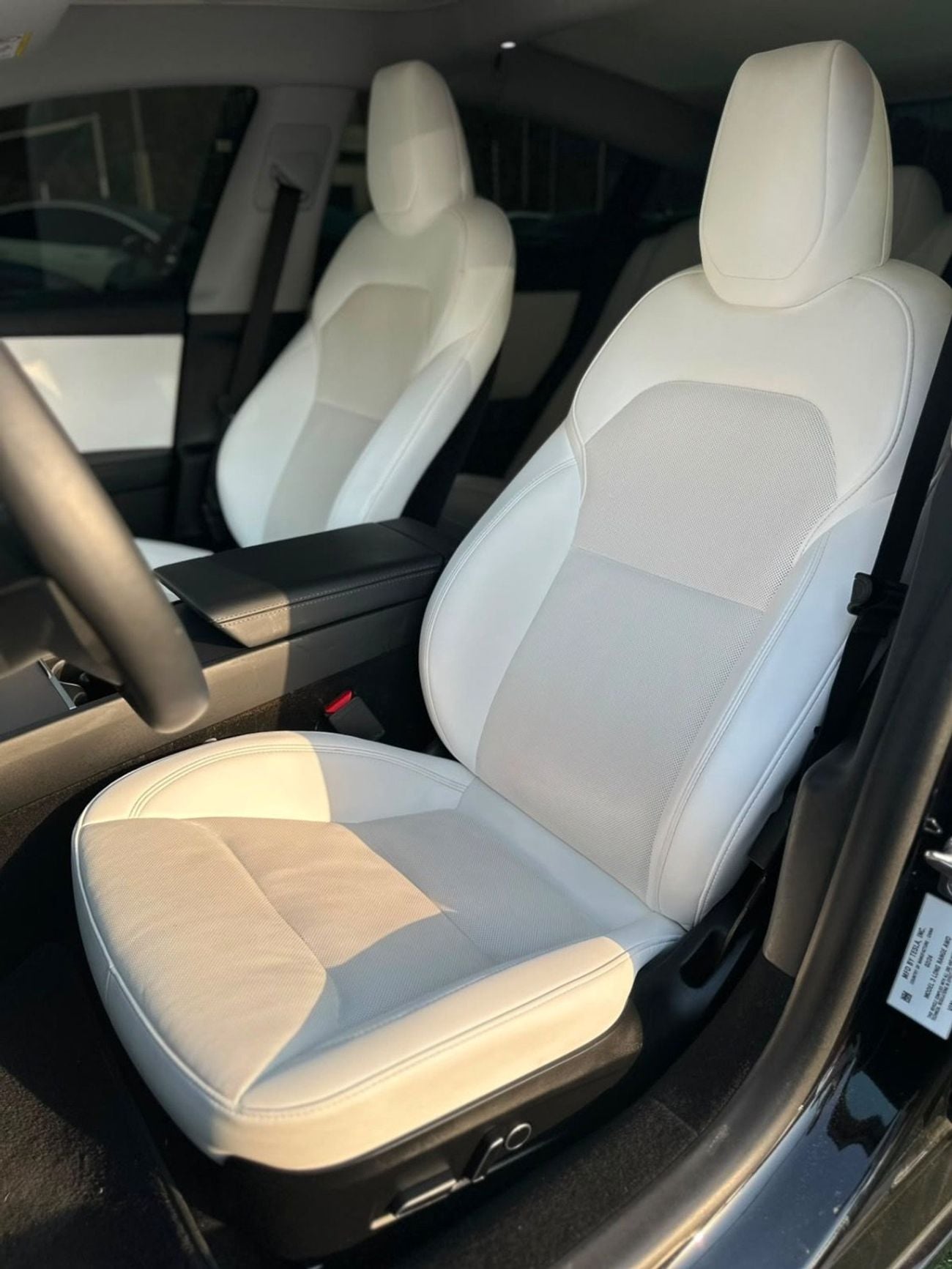 Tesla Model 3 LONG RANGE