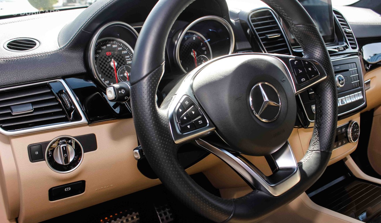 مرسيدس بنز GLE 43 AMG 4 Matic