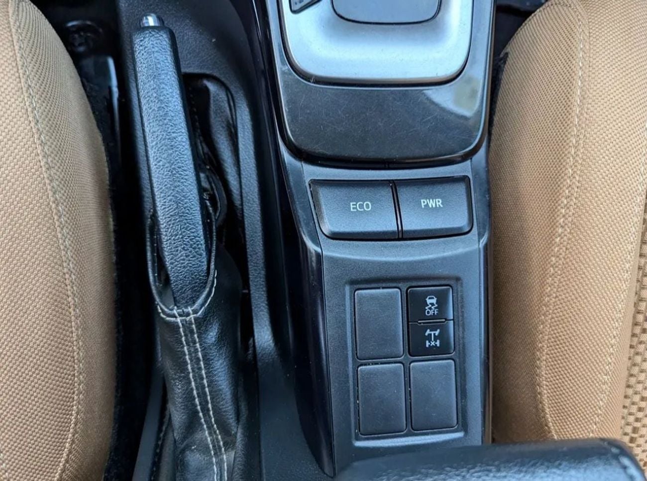 Toyota Fortuner Toyota Fortuner 2023model 2.4 v4 Diesel Engine Colour Black Key start Transmission Automatic Interio