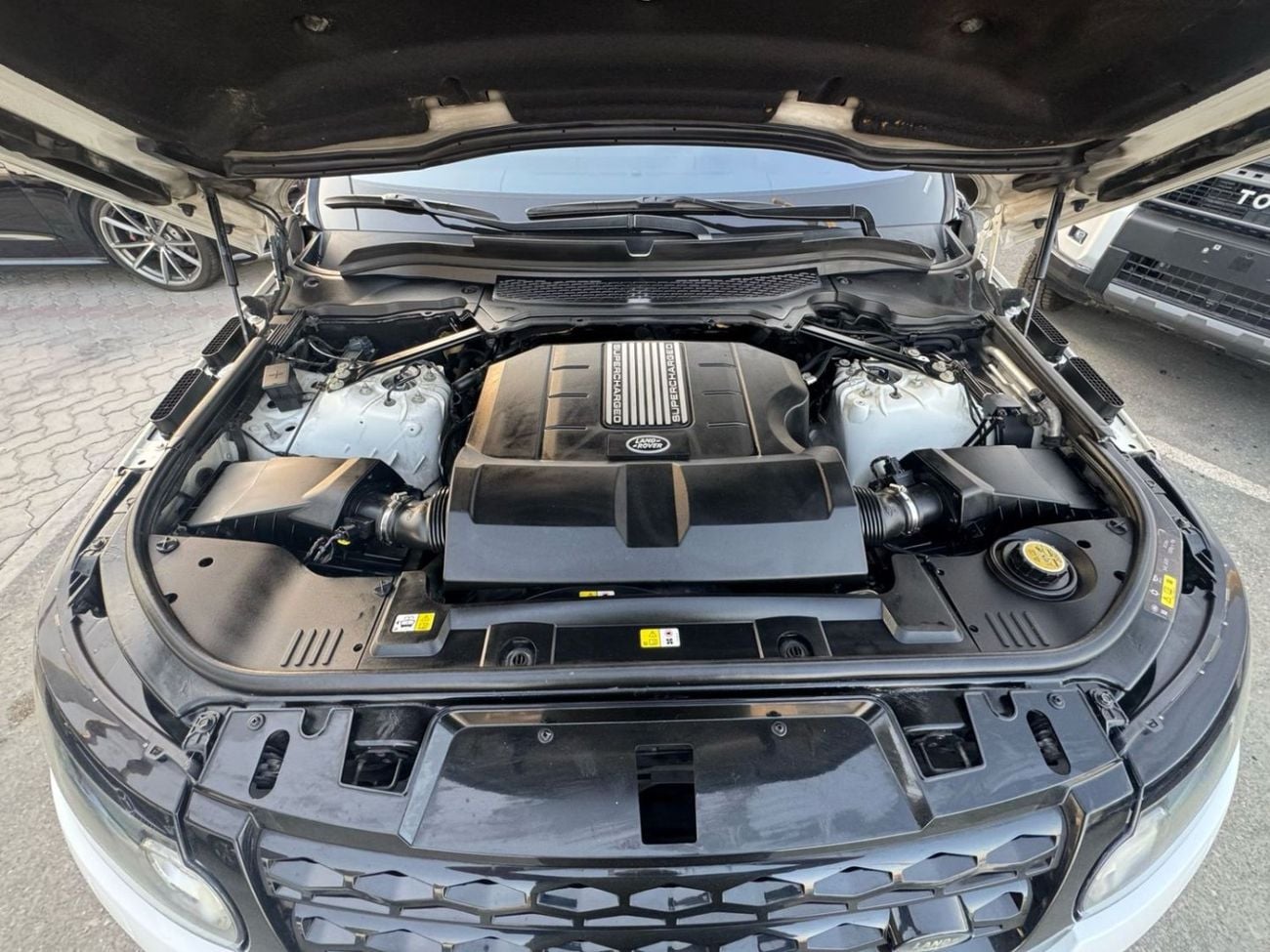 Land Rover Range Rover Range Rover V6 HST 2016 GCC