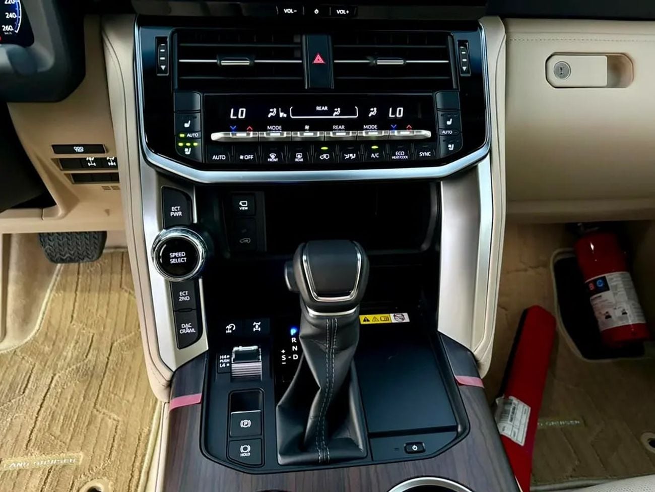 Toyota Land Cruiser VXR 4.0L GCC Specs