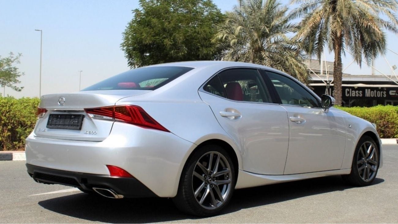 لكزس IS 300 LEXUS IS300 F SPORT 2020 GCC AL FUTTAIM LEXUS LOW MILEAGE SINGLE OWNER IN MINT CONDITION