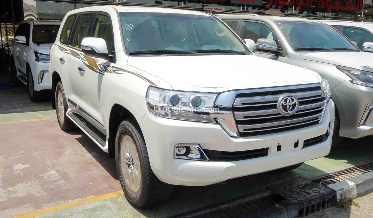 تويوتا لاند كروزر GXR 4.6 V8