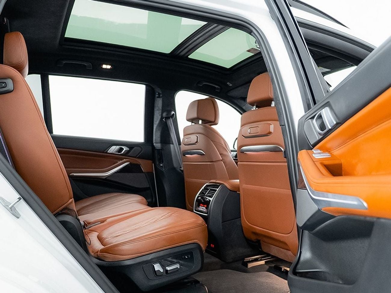 BMW X7 xDrive40i Luxury M Sport Package 3.0L