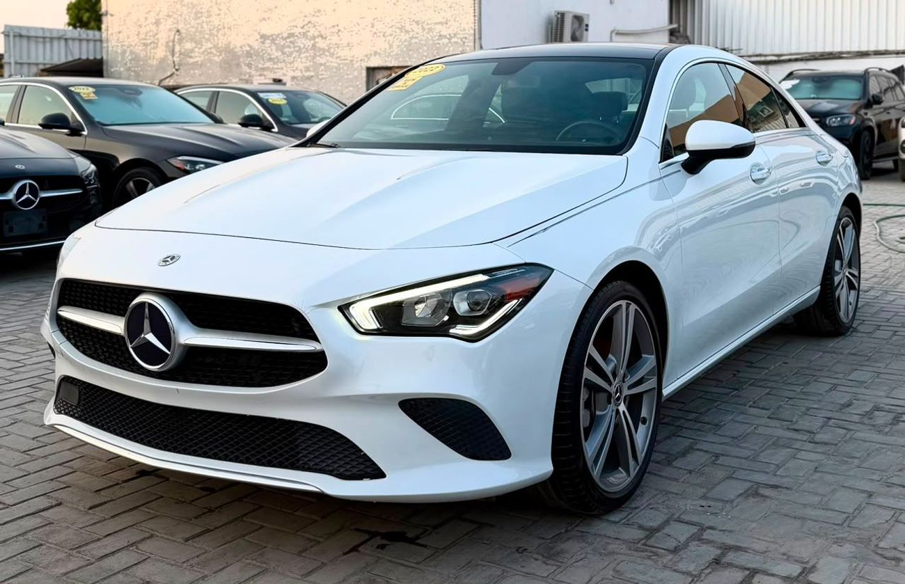 Mercedes Benz CLA250 PREMIUM