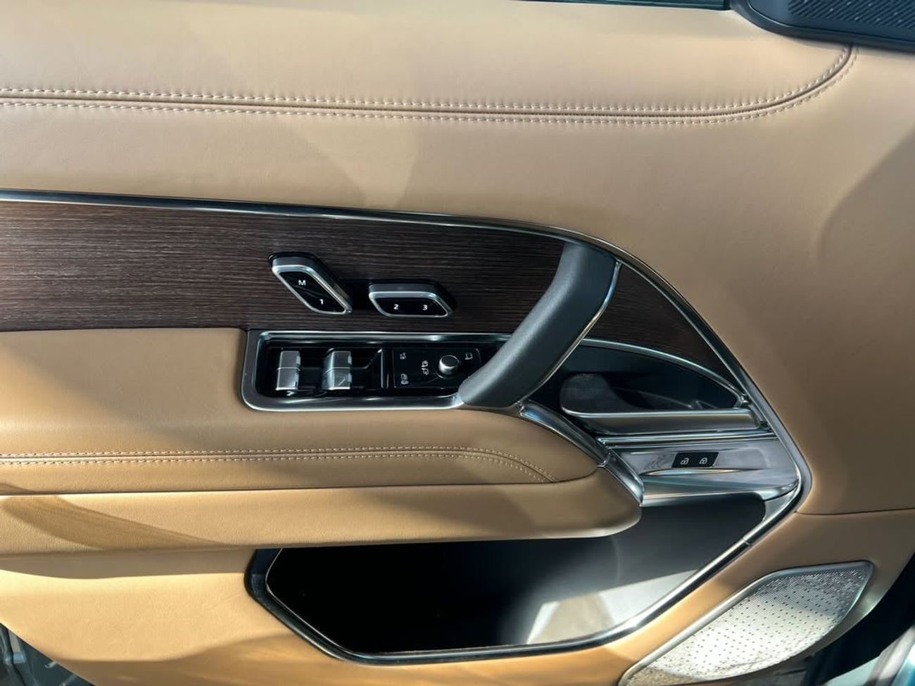 Land Rover Range Rover SE P530 4.4L