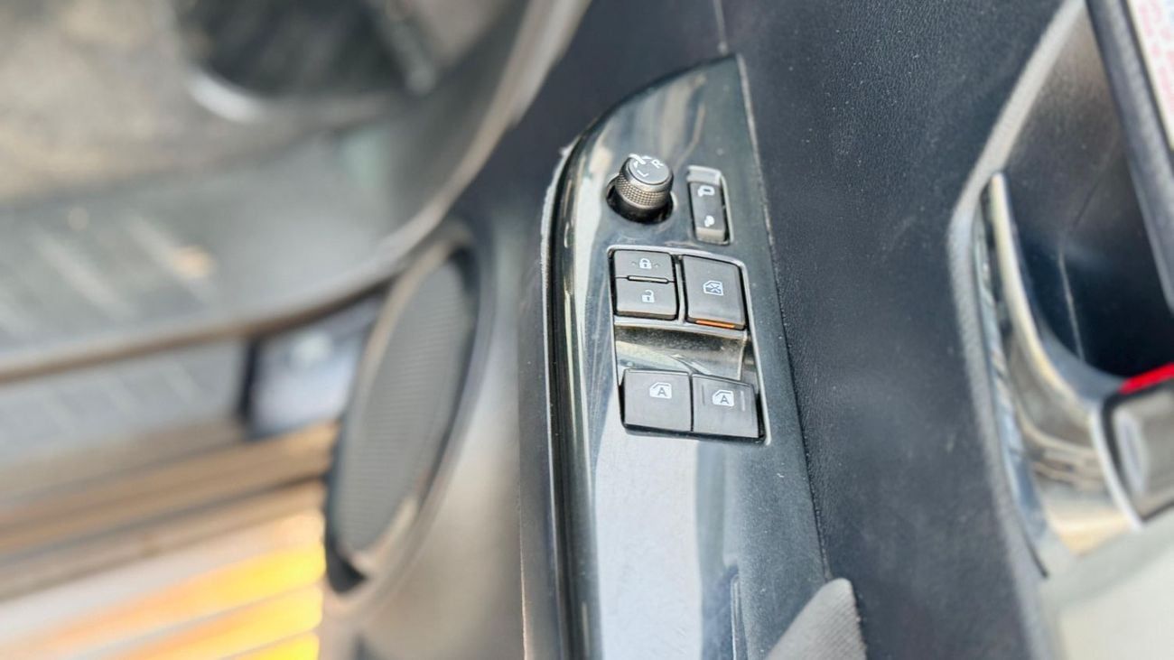 تويوتا هيلوكس 2018 HILUX SMART CAB – RHD | 4WD POWER | AUTO TRANS | CRUISE | ROLL BAR | ADVENTURE