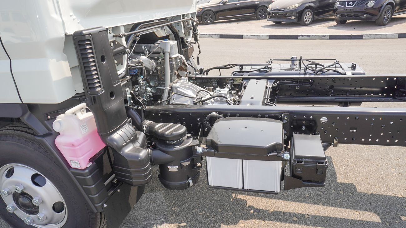 ميتسوبيشي فوسو كانتير Brand New Mitsubihsi Fuso Canter 2025 Export M/T |White/Black|CANTER-100-LWB-5T|