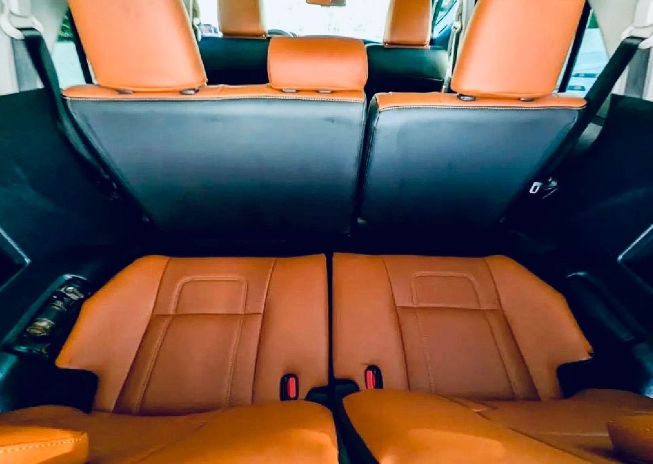 Toyota Fortuner 2.8L . 4 Cylinders . Diesel. SUV/ Crossover. 7 Seats. 5 Doors