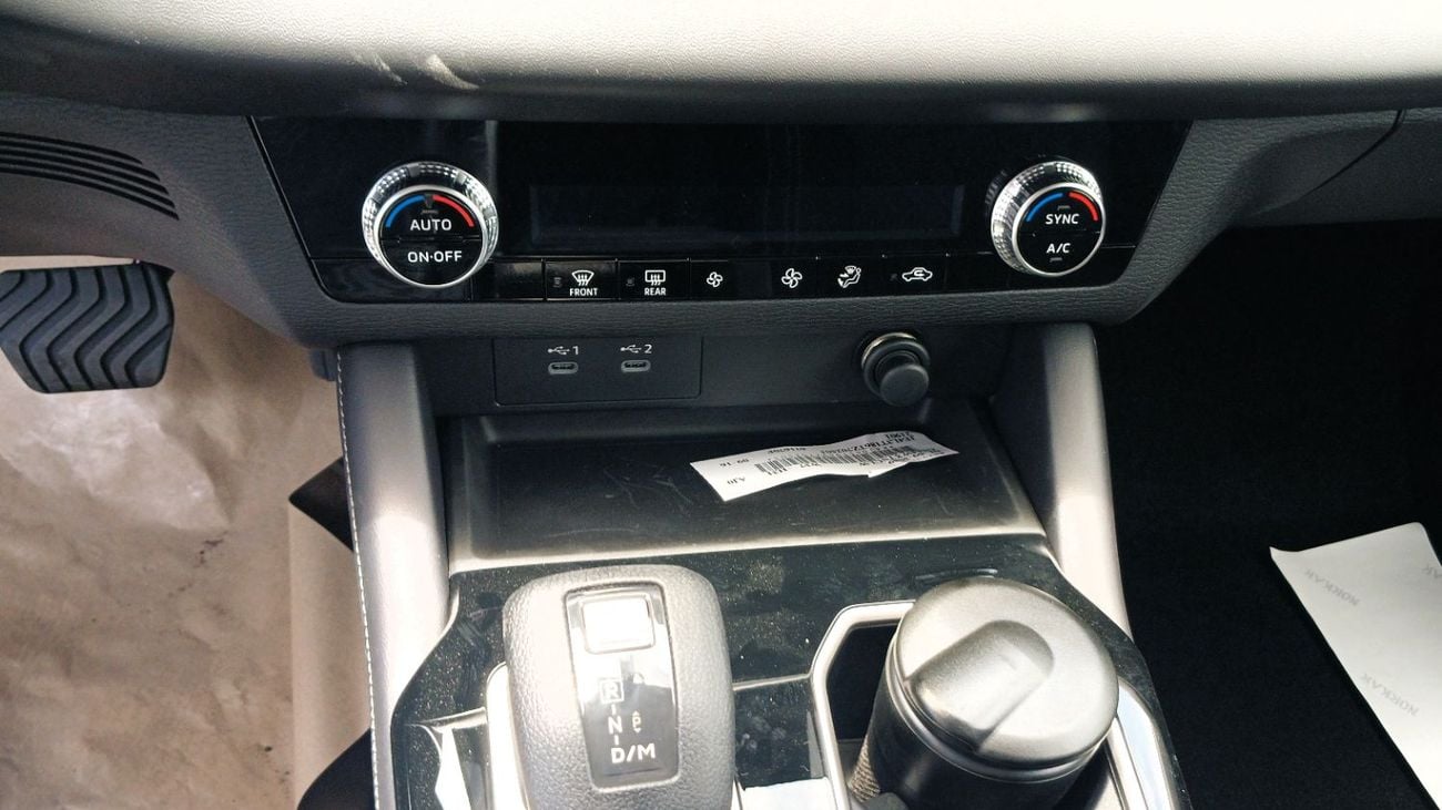 ميتسوبيشي آوتلاندر M Line 2.5L Petrol FWD 2026YM