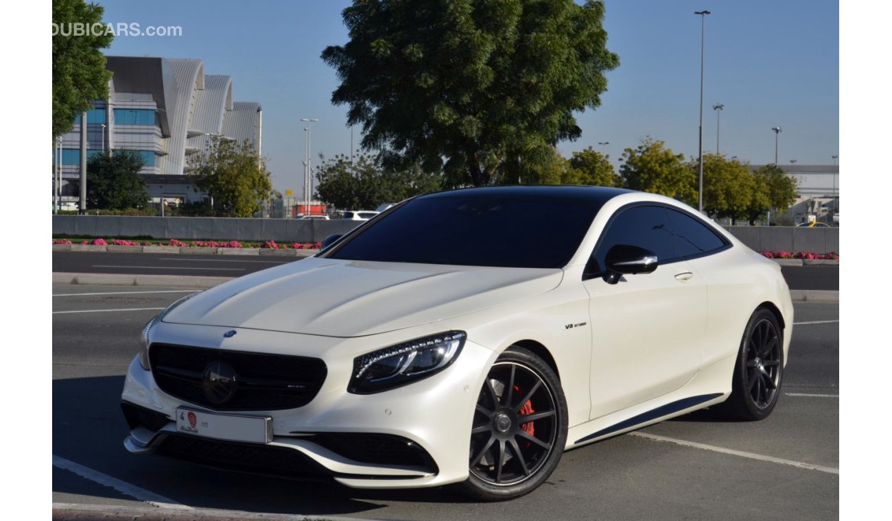 مرسيدس بنز S 63 AMG كوبيه in Perfect Condition