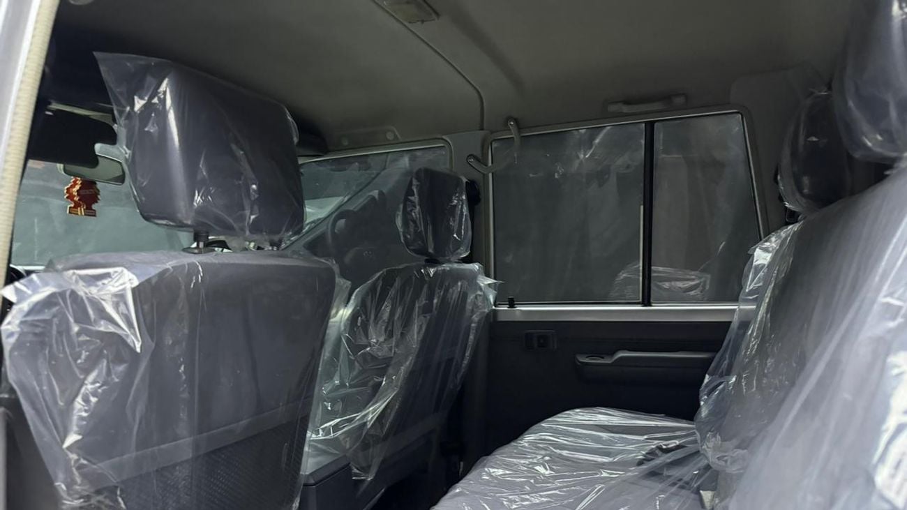 Toyota Land Cruiser Pick Up RIGHT HAND VEHICLE ONLY FOR EXPORT 4.5L