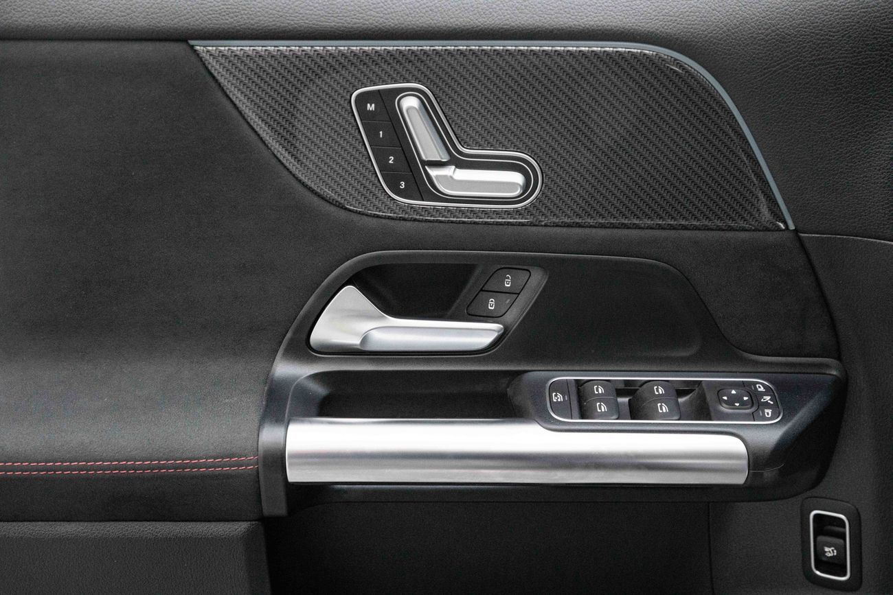 Mercedes-Benz GLA 220 GLA35 AMG 4matic | 3,134 P.M | 0% Downpayment | Super Low Mileage! | Ramadan Offer!