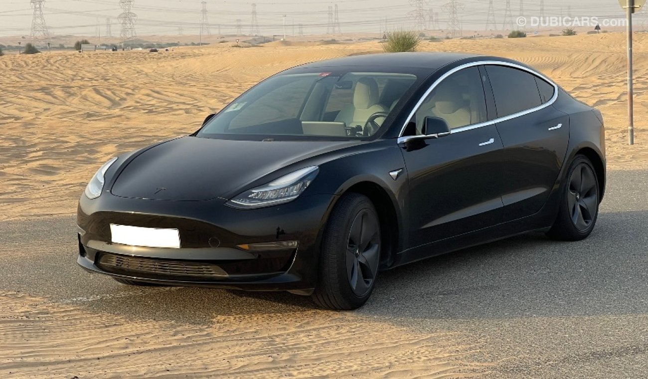 تيسلا موديل 3 Top of the line trim with all features Tesla Model 3 has very low mileage and clean usage.