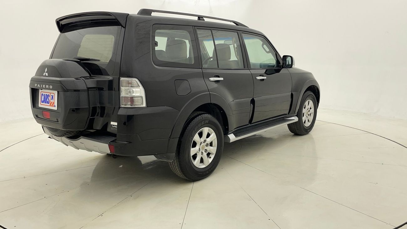 Mitsubishi Pajero GLS HIGH 3.5 | Zero Down Payment | Home Test Drive