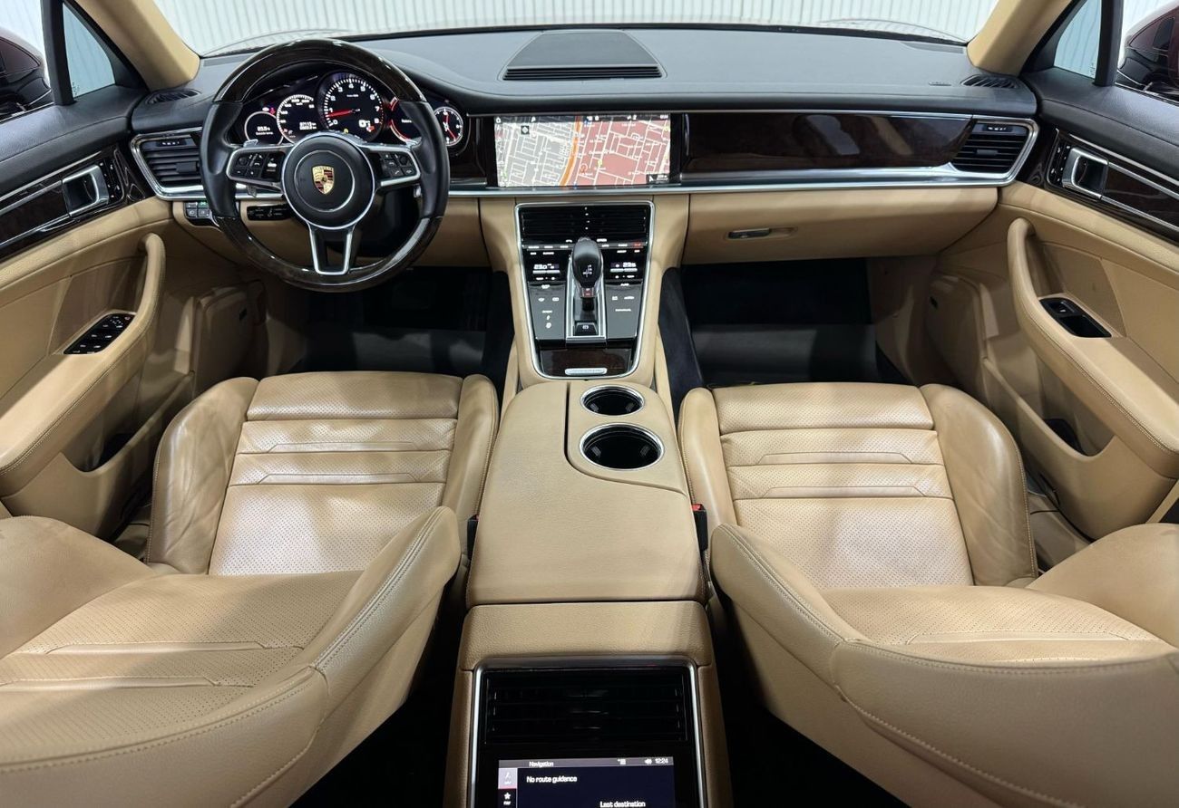 Porsche Panamera Std 3.0L (330 HP) 2018 Porsche Panamera, Warranty, Full Porsche Service History, Excellent Conditi