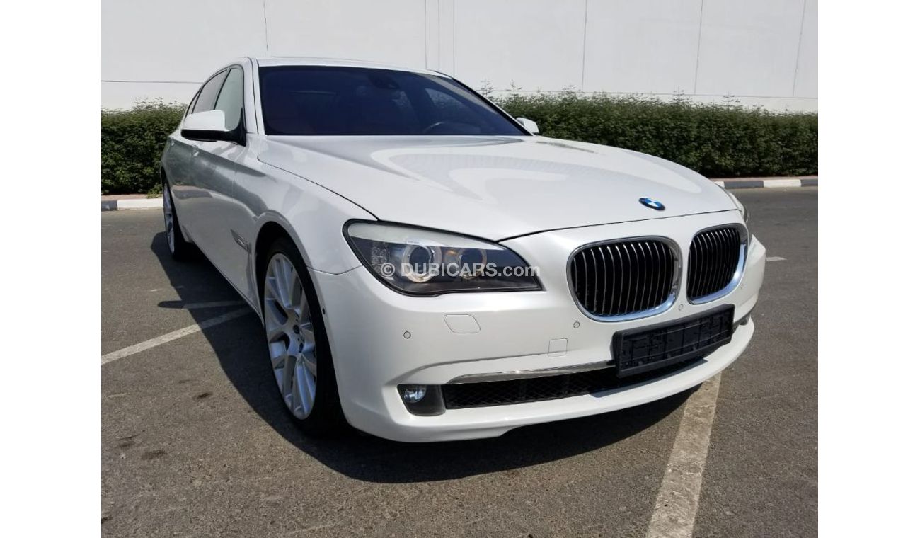 BMW 750Li Li 52000 km  2012 GCC
