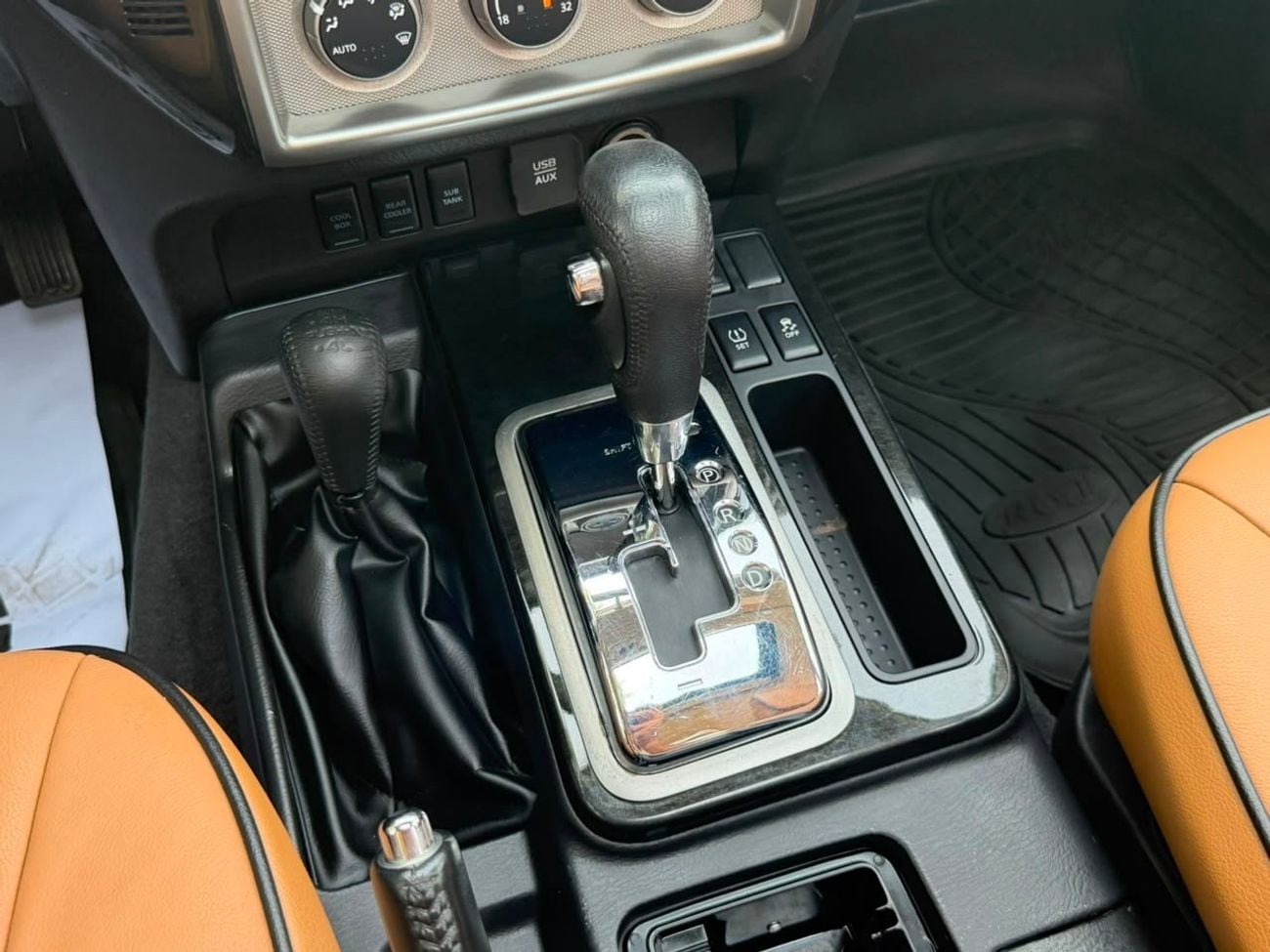 Nissan Patrol HT SAFARI