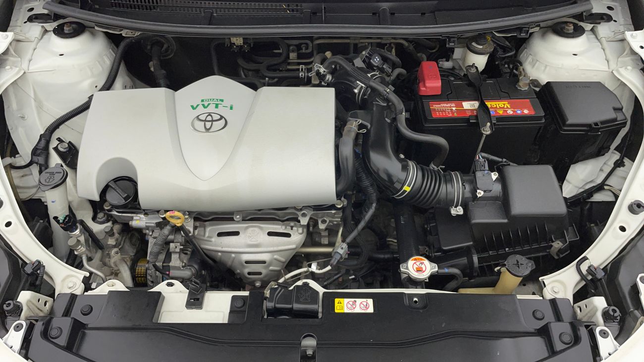 تويوتا يارس SE 1.5 | بدون دفعة مقدمة | اختبار قيادة مجاني للمنزل