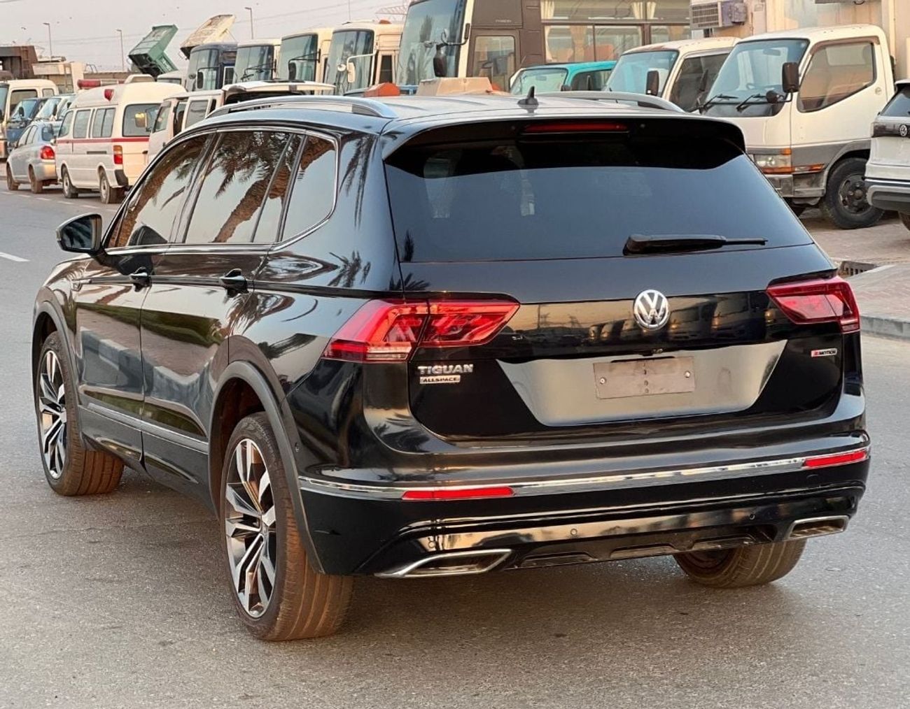 فولكس واجن تيجوان Right-Hand drive 2.0cc diesel Auto