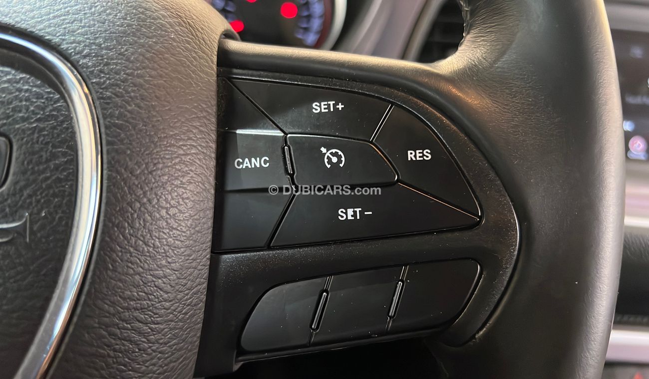 Dodge Challenger 3600