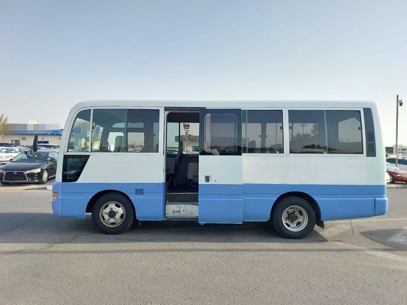 نيسان سيفيليان NISSAN CIVILIAN BUS RHD 2003 MODEL 4.1 L DIESEL AUTOMATIC(PM20798)