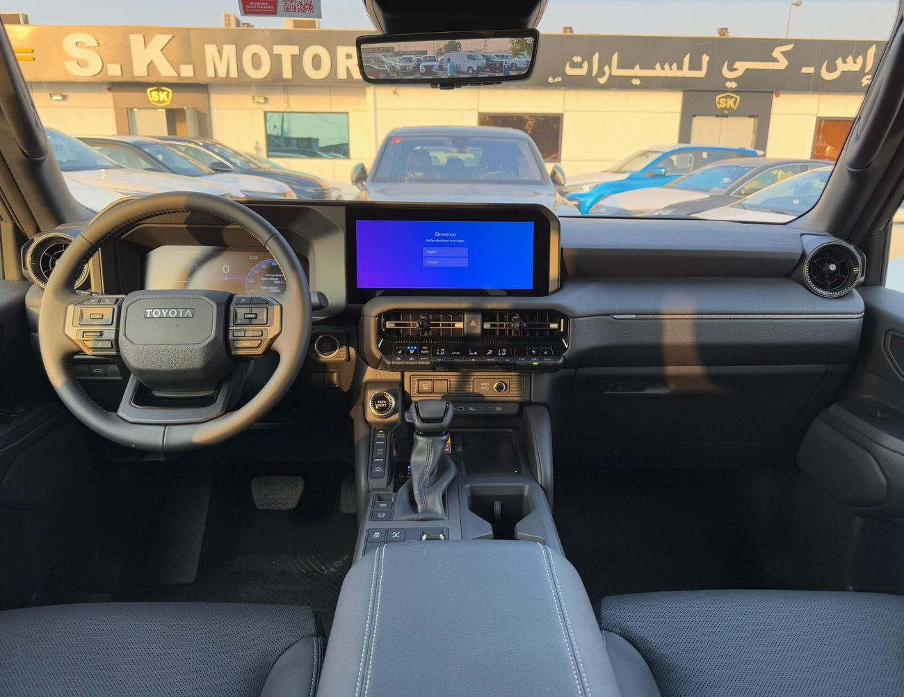 تويوتا برادو FIRST EDITION /  2.4L V4 PETROL / PWR WITH LEATHER SEATS / 360* WITH RADAR (CODE # 69022)