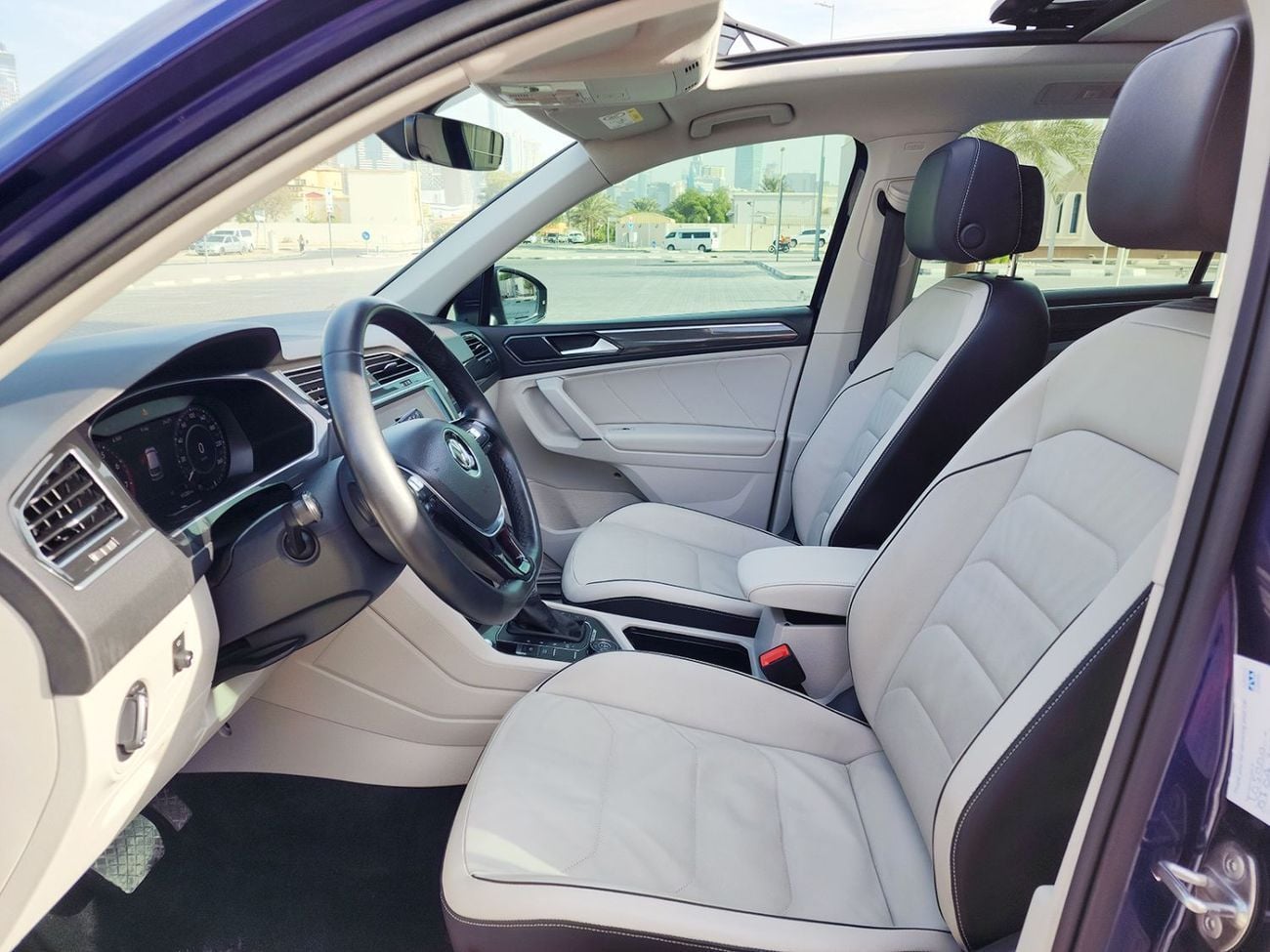 Volkswagen Tiguan SPORT 2.0L