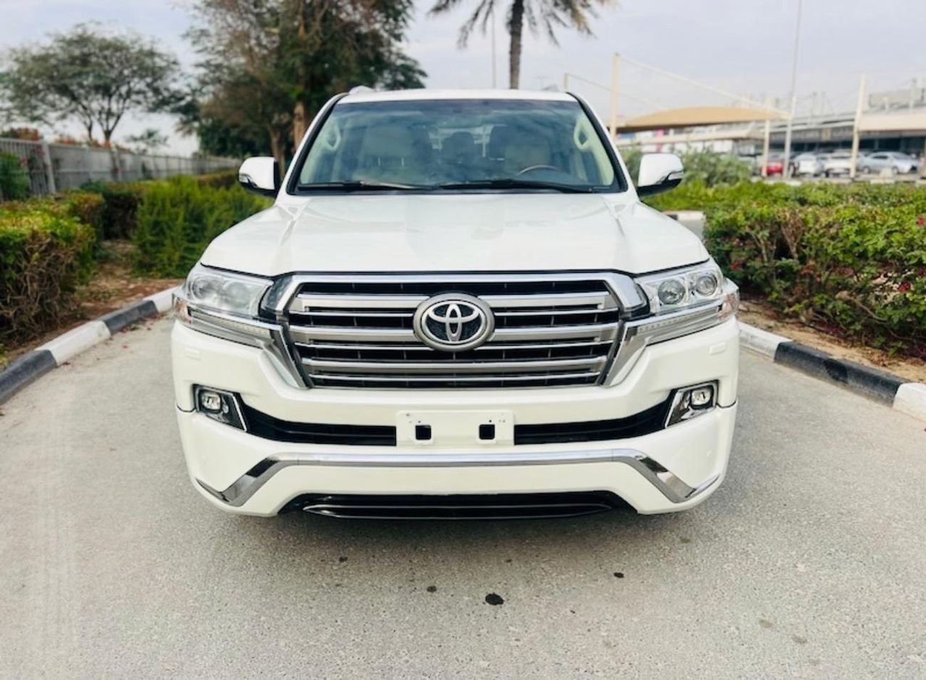 Toyota Land Cruiser Toyota landcuriser GXR  2018 V8 Diesel full Option