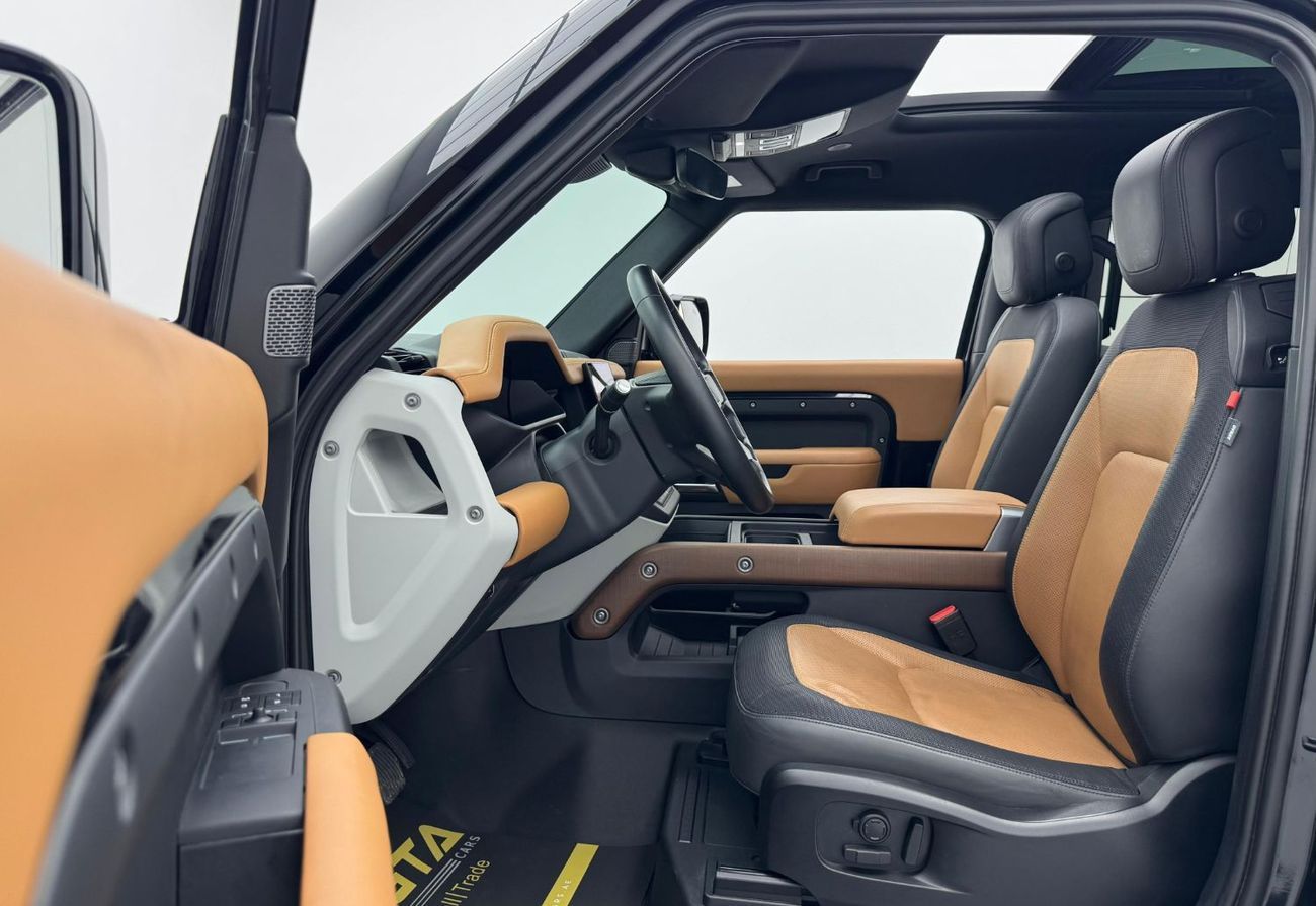 Land Rover Defender P300 90 S 2.0L (5 Seater) 2023 Land Rover Defender 90 P300 S 90 X-Dynamic, 2028 RR Warranty, RR Serv