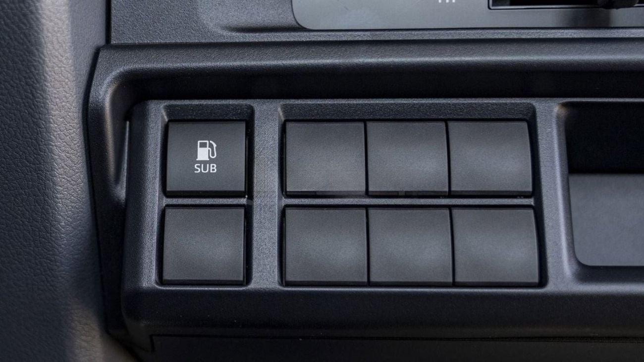 Toyota Land Cruiser Pick Up Land cruiser pickup lc79 single cabin 4.2L diesel V6 MY2025