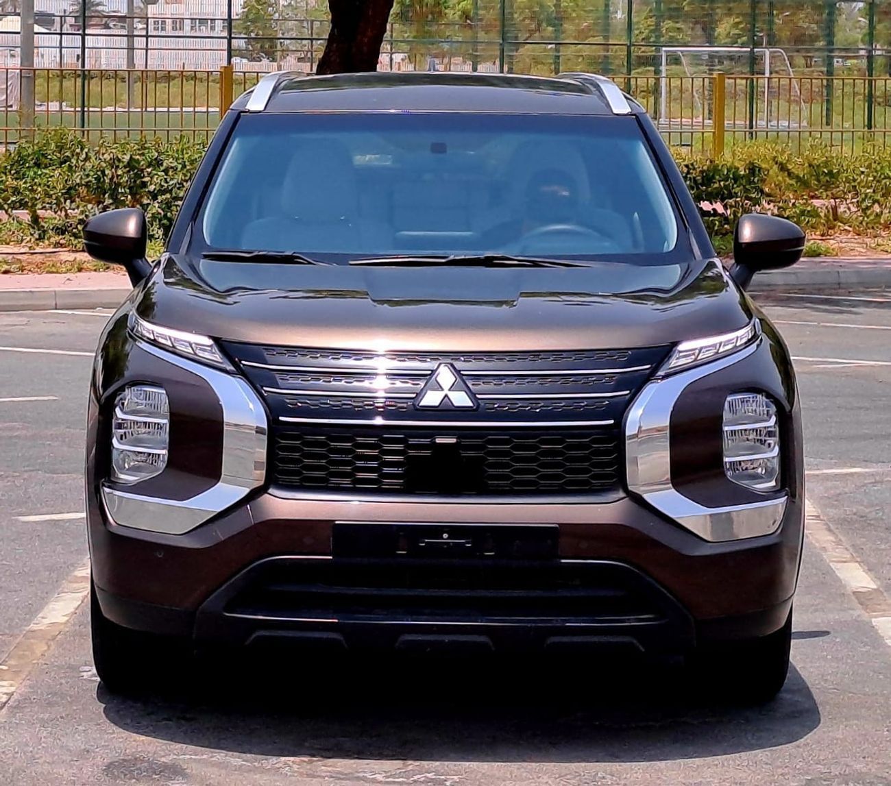 ميتسوبيشي آوتلاندر GLS 2.4L