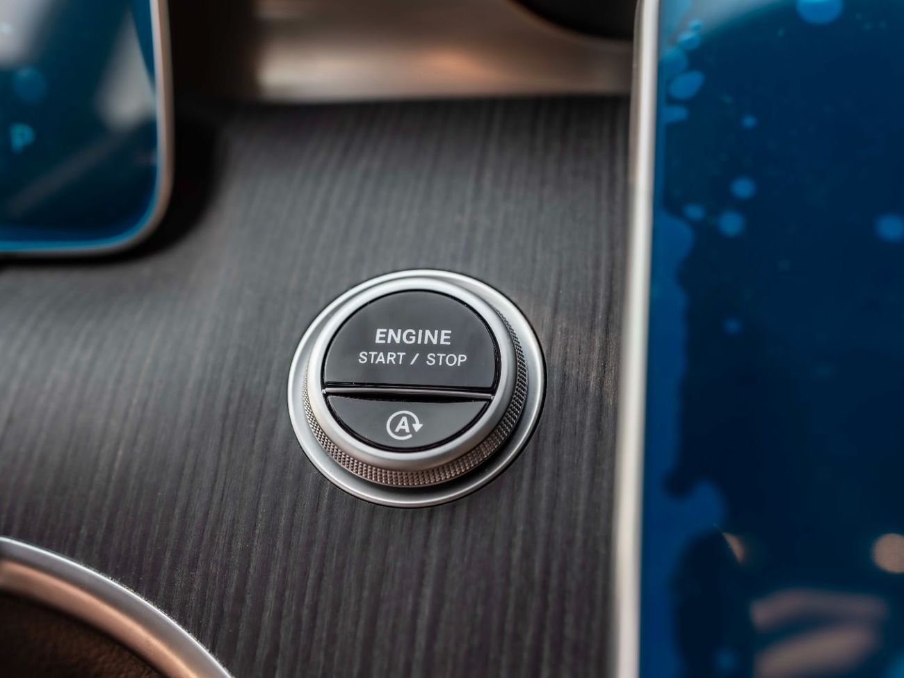 Mercedes-Benz C 200 Premium 2.0L