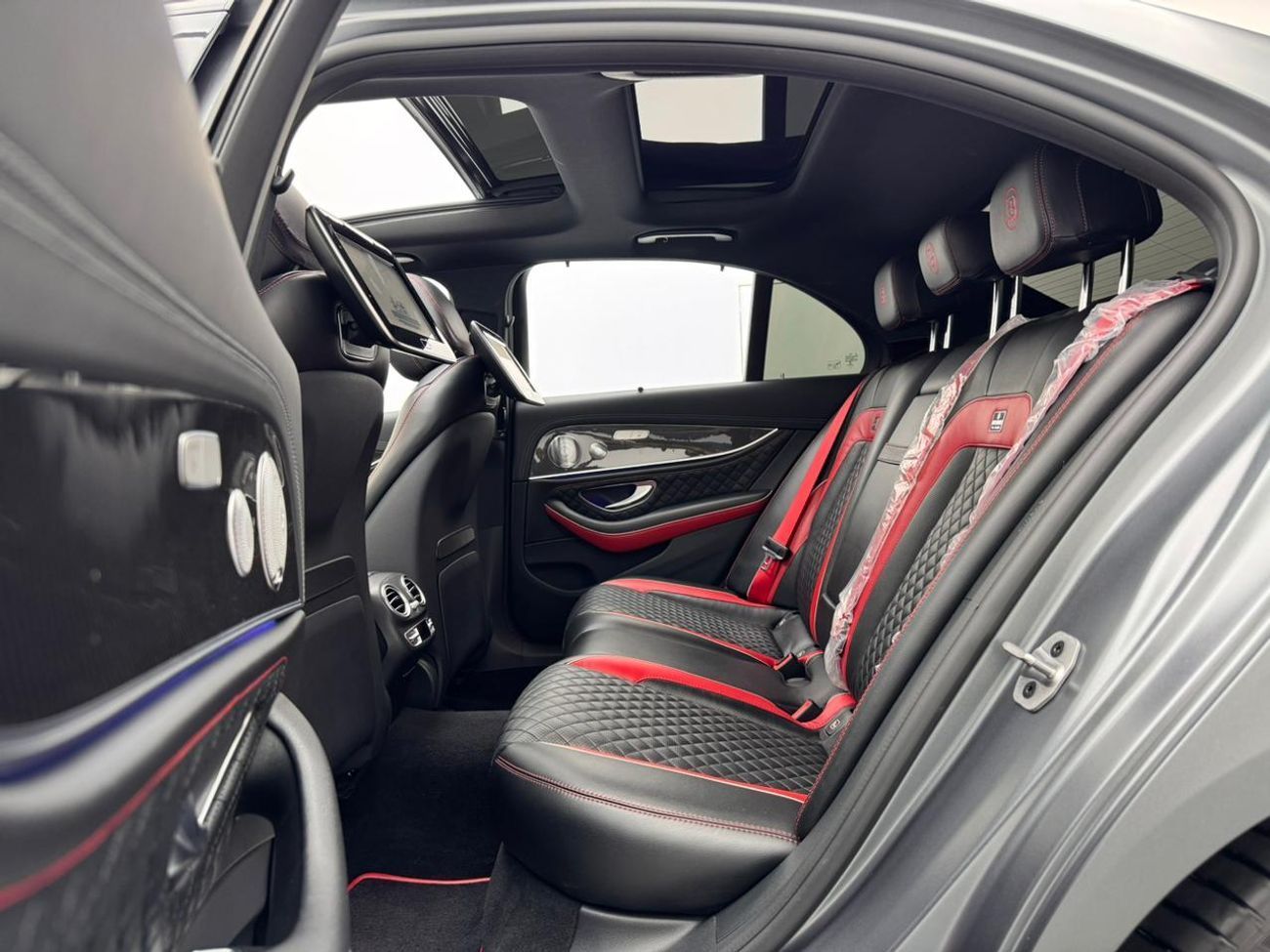 مرسيدس بنز E 63 AMG 2020 Mercedes-Benz E63 AMG, 1 Year Warranty, Original Brabus 800, Excellent Condition, Low Km